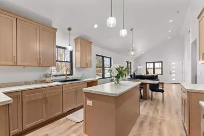 2849 Ruschfield Drive, Oshkosh, WI 54904 - Photo 5