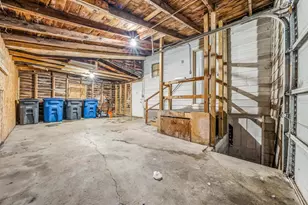 1333 Reed Ave, Oshkosh, WI 54901 - Photo 21