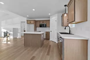 W5610 Tonys Way, Appleton, WI 54915 - Photo 13