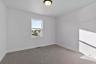 W5610 Tonys Way, Appleton, WI 54915 - Photo 9