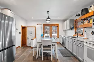 812 Fremont St, Fremont, WI 54940 - Photo 5