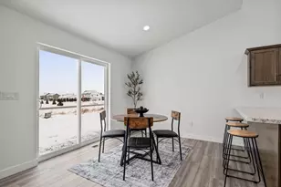 W5618 Tonys Way, Appleton, WI 54915 - Photo 11