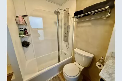 1610 17th Street, Two Rivers, WI 54241 - Photo 35