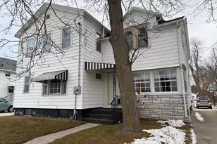 1610 17th St, Two Rivers, WI 54241 - Photo 3