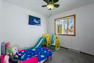 175 McKinley Avenue, Omro, WI 54963 - Photo 9