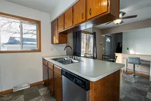 175 McKinley Ave, Omro, WI 54963 - Photo 7