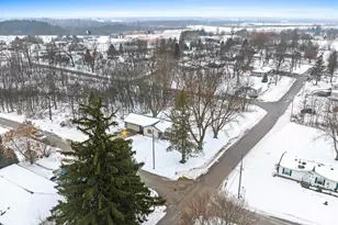 905 Washington St, Fremont, WI 54940 - Photo 45