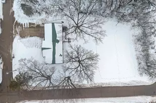 905 Washington St, Fremont, WI 54940 - Photo 5