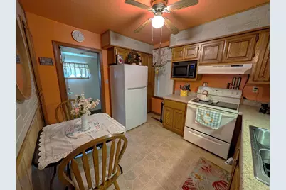 228 Pine River Street, Redgranite, WI 54970 - Photo 7