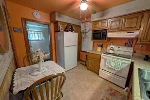 228 Pine River St, Redgranite, WI 54970 - Photo 7