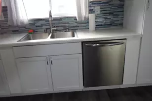 97 Lincoln Ave, Clintonville, WI 54929 - Photo 3