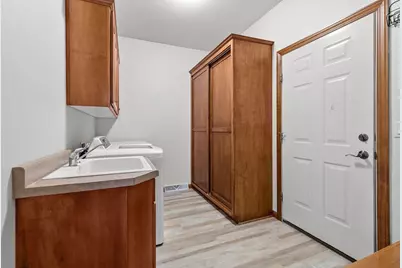 231 Bosworth Lane, Neenah, WI 54956 - Photo 15