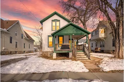 918 Merritt Avenue, Oshkosh, WI 54901 - Photo 1