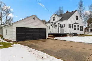 1402 Dodge St, Kewaunee, WI 54216 - Photo 5