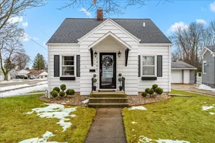 1402 Dodge St, Kewaunee, WI 54216 - Photo 3