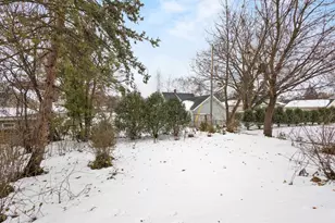 710 Cedar St, Neenah, WI 54956 - Photo 47