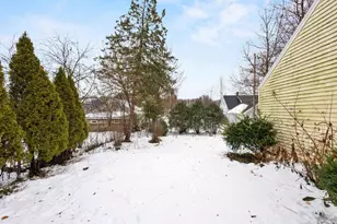 710 Cedar St, Neenah, WI 54956 - Photo 45