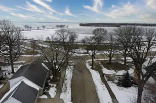 1616 Hickory St, Oshkosh, WI 54901 - Photo 49