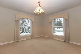 1616 Hickory St, Oshkosh, WI 54901 - Photo 9