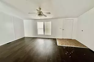 5075 Shamrock Way, Little Suamico, WI 54141 - Photo 23