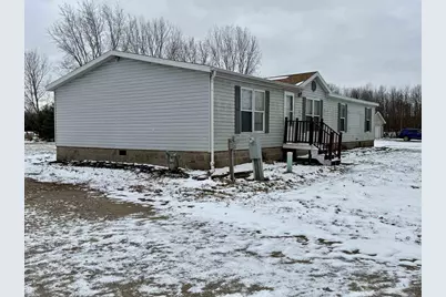 5075 Shamrock Way, Little Suamico, WI 54141 - Photo 3