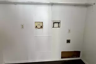 5075 Shamrock Way, Little Suamico, WI 54141 - Photo 21