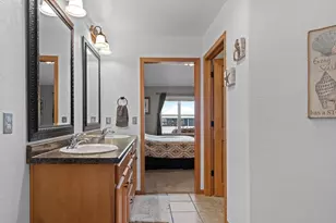 1012 Tana Ln, Menasha, WI 54952 - Photo 25