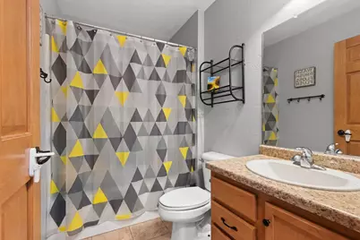 1012 Tana Lane, Menasha, WI 54952 - Photo 31