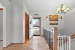 1012 Tana Ln, Menasha, WI 54952 - Photo 3