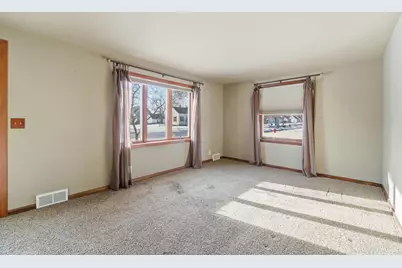 204 E 3rd Street, Kimberly, WI 54136 - Photo 3