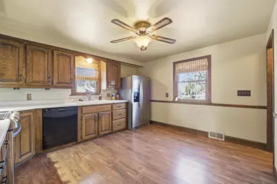 204 E 3rd Street, Kimberly, WI 54136 - Photo 5