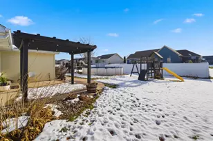 2023 Meadowview St, Kaukauna, WI 54130 - Photo 19