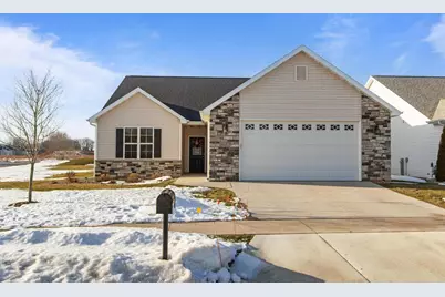 4647 N Cherryvale Avenue, Appleton, WI 54913 - Photo 1