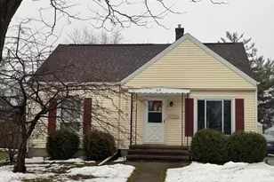 613 Warsaw St, Menasha, WI 54952 - Photo 1