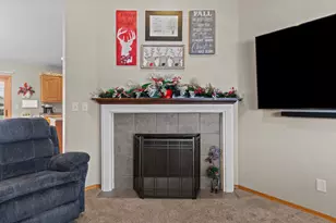 1992 Mayflower St, Kaukauna, WI 54130 - Photo 9