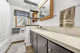 2412 Water Division Rd, Green Bay, WI 54311 - Photo 13