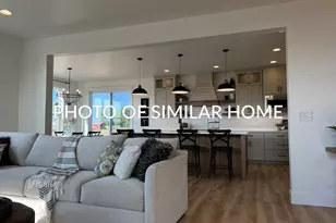 409 Jerelyn Ct, Combined Locks, WI 54113 - Photo 3