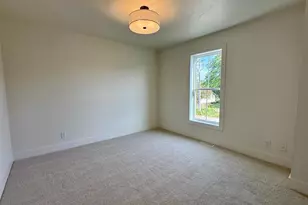 409 Jerelyn Ct, Combined Locks, WI 54113 - Photo 15