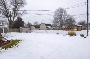 524 Michael St, Combined Locks, WI 54113 - Photo 35