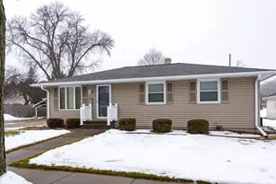 524 Michael St, Combined Locks, WI 54113 - Photo 37