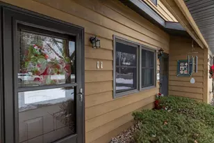 921 Babcock St, Neenah, WI 54956 - Photo 31