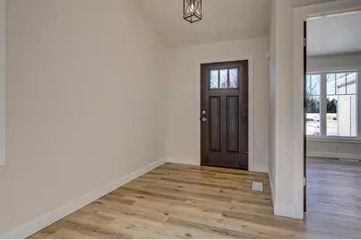 5010 W Woods Creek Lane, Appleton, WI 54913 - Photo 5