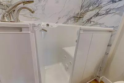 5010 W Woods Creek Lane, Appleton, WI 54913 - Photo 13