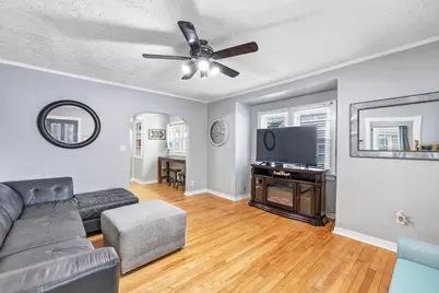 660 Fairview Avenue, De Pere, WI 54115 - Photo 5