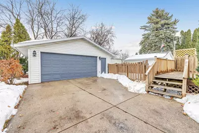 660 Fairview Avenue, De Pere, WI 54115 - Photo 25