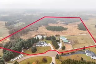 E5975 Sunset Ct, Weyauwega, WI 54983 - Photo 3