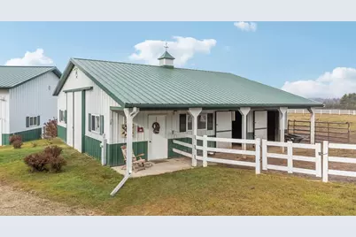 E5975 Sunset Court, Weyauwega, WI 54983 - Photo 5