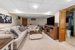 279 Bischoff St, Fond du Lac, WI 54935 - Photo 17