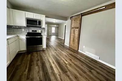 617 Milwaukee Street, Menasha, WI 54952 - Photo 5