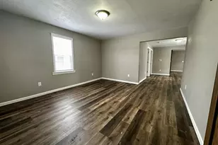 617 Milwaukee St, Menasha, WI 54952 - Photo 3